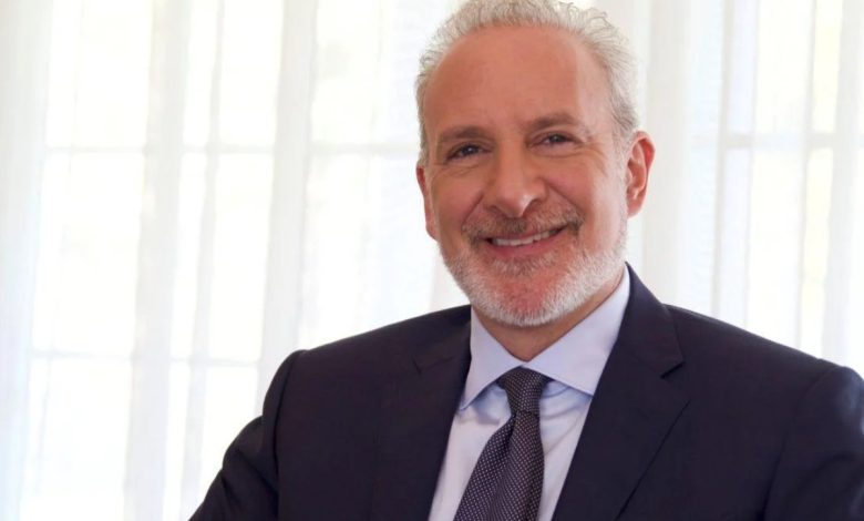 Peter Schiff: Yatırımcılar Bitcoin'lerini Satıyor!